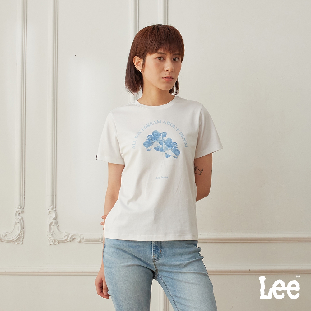 Lee 女款 標準版型 LEE JEANS花朵印花短袖圓領TEE 二色 (白色)