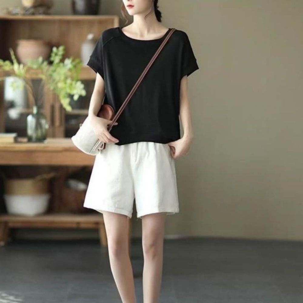 【LANNI 藍尼】★韓系涼爽寬鬆短袖上衣(女裝/女上衣/短袖T恤/休閒/優雅/通勤) (黑)
