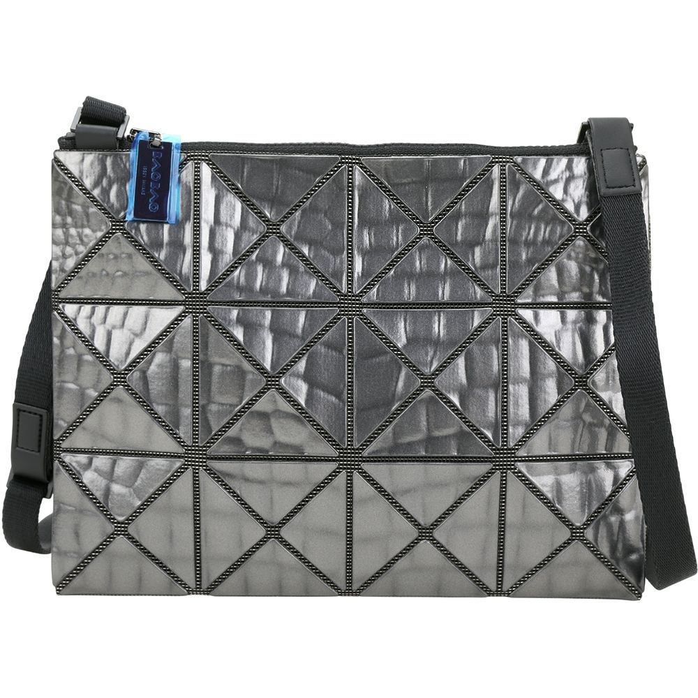 ISSEY MIYAKE 三宅一生 BAOBAO META KAIJU 4x3 立體壓紋金屬感幾何斜背包(青銅灰)