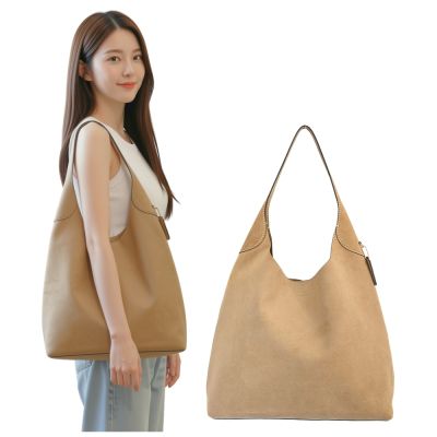 COACH BROOKLYN 39 沙棕色麂皮圓弧開口梯形肩背包