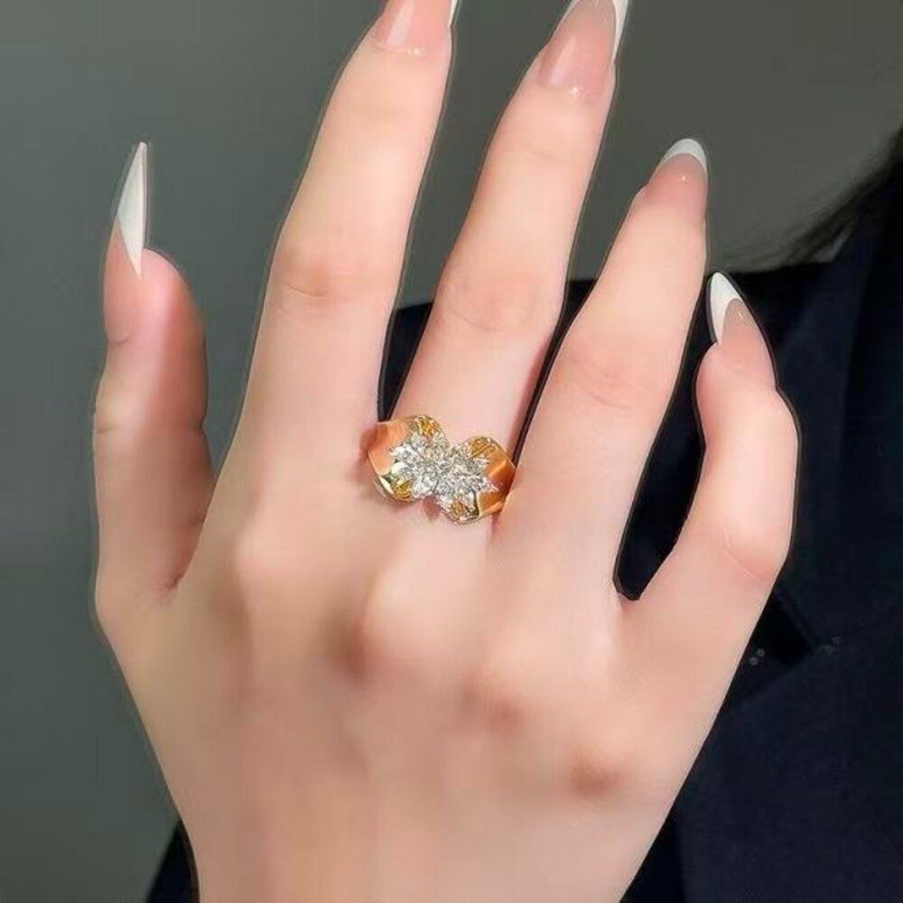 鉅曜 18K 1克拉 花蕊流光時尚輕奢鑽石戒指 培育鑽石 鑽石 戒指
