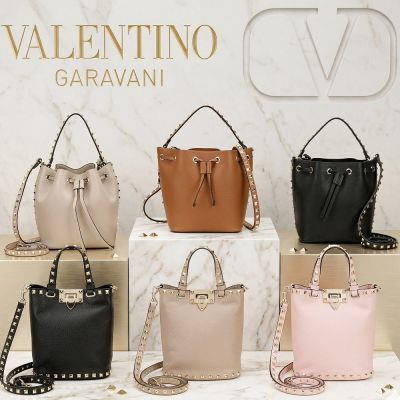 Valentino 小牛皮鉚釘手提/斜背迷你水桶包