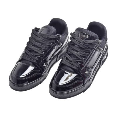 LOUIS VUITTON路易威登 LV  1AA45O LV Trainer系列亮面金屬質感帆布運動鞋(黑色)