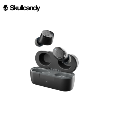 Skullcandy JIB 無線耳機採用藍芽5.0技術，提供穩定連線與高音質體驗。耳塞式設計輕便舒適，內建麥克風，支援通用型作業系統，並附有Micro-USB充電電纜與多尺寸耳塞。黑色、灰色、藍色三色可選，適合日常使用與運動場合，提供一年保固與NCC認證碼CCAM20LP2590T0。
