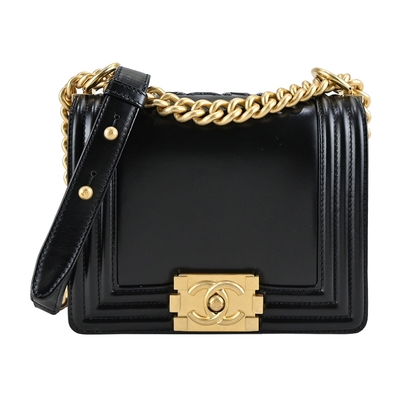 CHANEL香奈兒 CHANEL 經典BOY系列小牛皮迷你翻蓋斜背包(黑色)