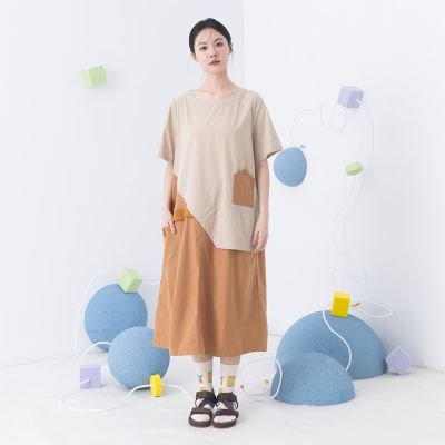 【MOSS CLUB】層次感假兩件拼接涼感短袖洋裝 卡 灰