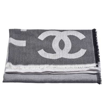 CHANEL香奈兒 經典雙C LOGO漸層喀什米爾羊毛混絲披肩/圍巾(灰色)