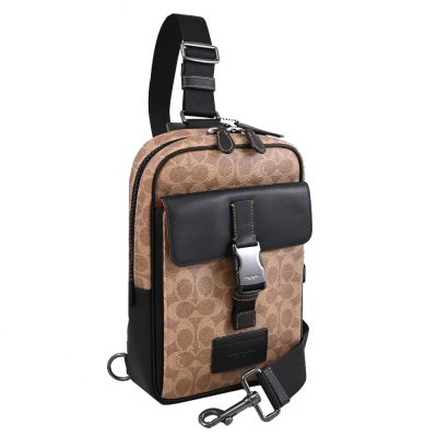 COACH Track Pack 印花單肩後背包/胸口包(卡其/黑)