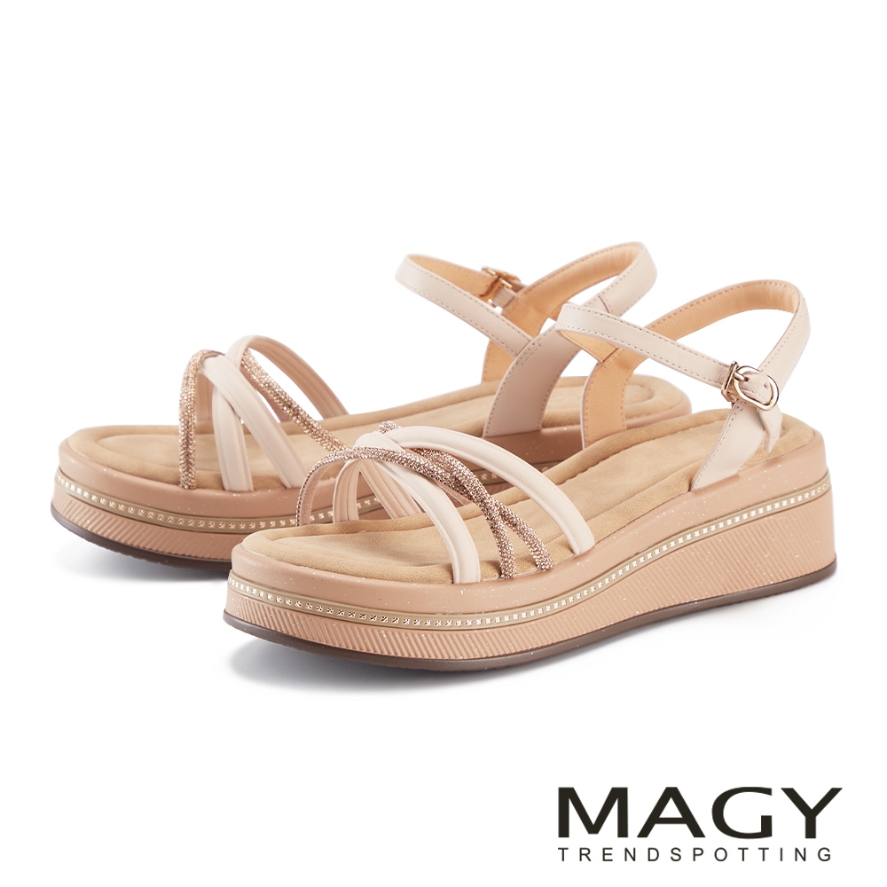 MAGY 羊皮細帶鑽條踝帶楔型厚底涼鞋 杏色