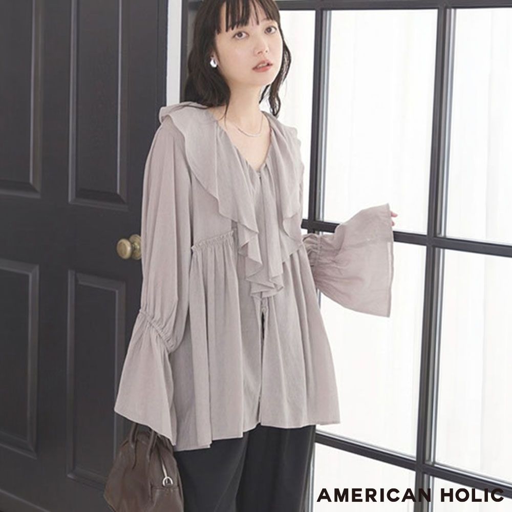 〔AMERICAN HOLIC〕荷葉邊層疊剪裁V領上衣
