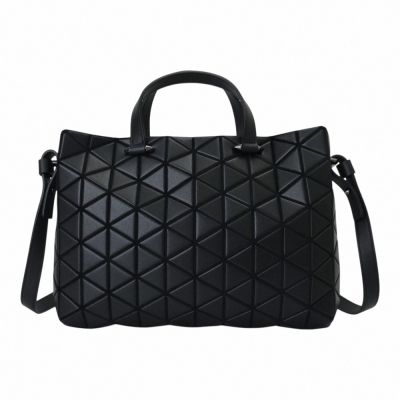 ISSEY MIYAKE  BAOBAO 皮質幾何方格手提/斜背兩用包(霧面黑)小