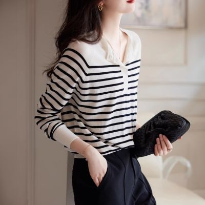 初色 簡約風撞色條紋圓領長袖針織衫寬鬆針織上衣女上衣-共2色-38090(F可選)