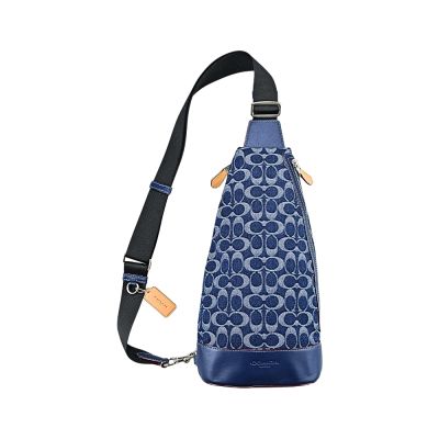 COACH藍白C Logo緹花丹寧布直式單肩胸背斜後背男包