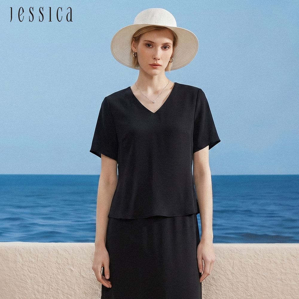 JESSICA - 百搭簡約V領素色蠶絲短袖上衣（黑）J63304