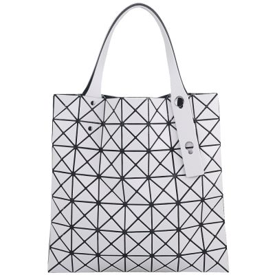 ISSEY MIYAKE 三宅一生 BAOBAO 白灰色皮質三角格7x7肩背/手提包