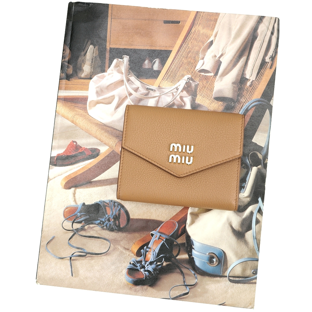 小物 miu.miu.1122 小物 miu.miu.1122 楽天市場】5m1122 miumiuの通販