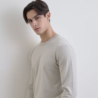 GIORDANO 男裝防靜電圓領針織毛衣 Two Mile Wear系列【雙色任選】