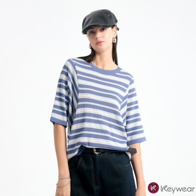 KeyWear奇威名品      藍白條紋針織五分袖上衣-藍色