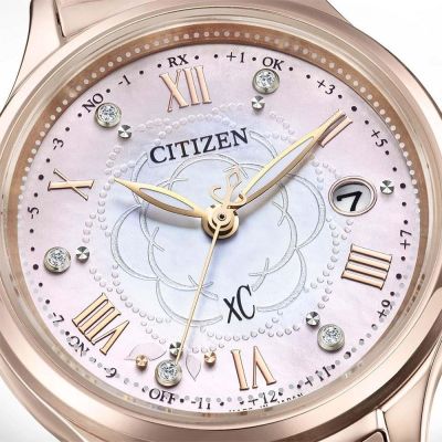 CITIZEN 星辰錶 xC系列 hikari 限量 Hebe廣告款 光動能 電波對時 鈦金屬 女錶 ES9498-69N