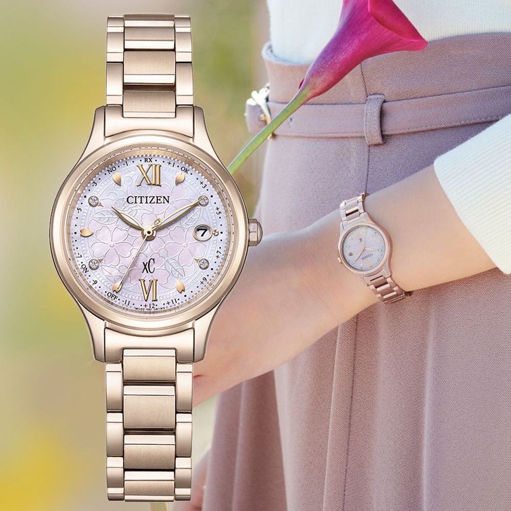 CITIZEN 星辰xC 限量 櫻花粉 光動能 電波接收 超級鈦 輕奢鑽女錶 送禮 禮物 推薦 ES9498-77N