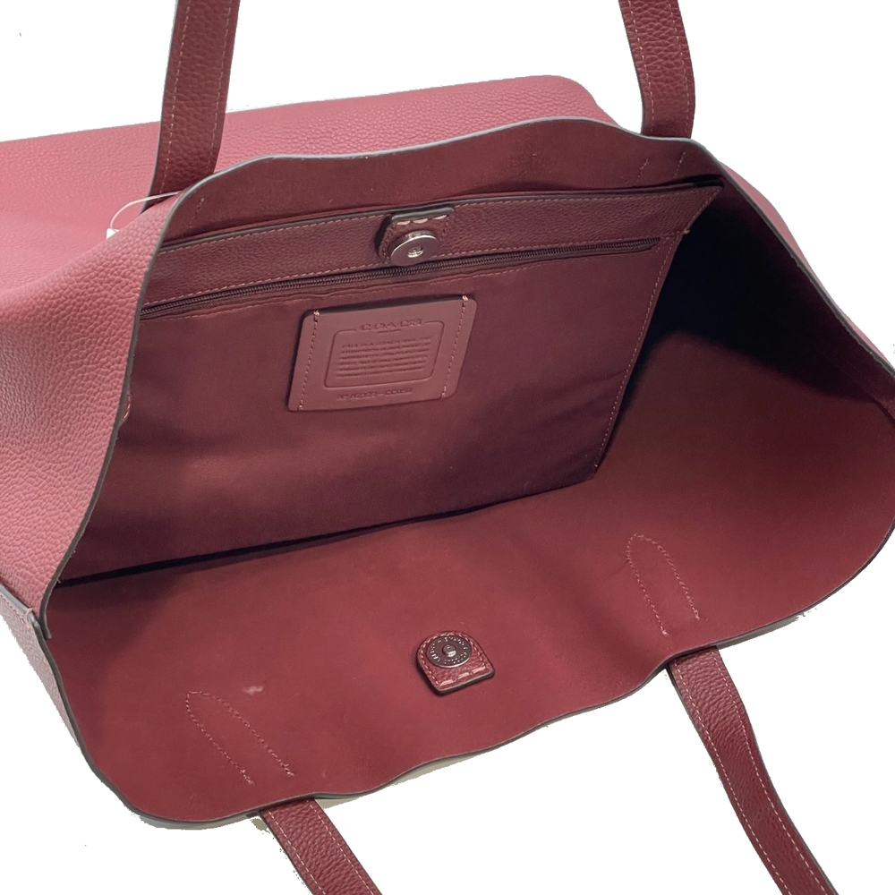 COACH 大LOGO軟牛皮肩背大托特包(微醺酒紅) | COACH | Yahoo購物中心