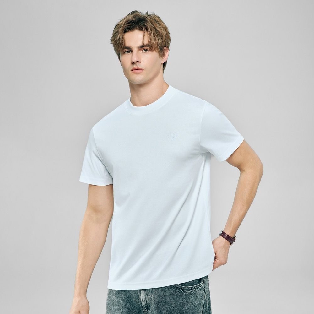 GIORDANO 男裝細緻抗皺修身素色短袖T恤 Liquid Touch系列【多色任選】 (01 標誌白)