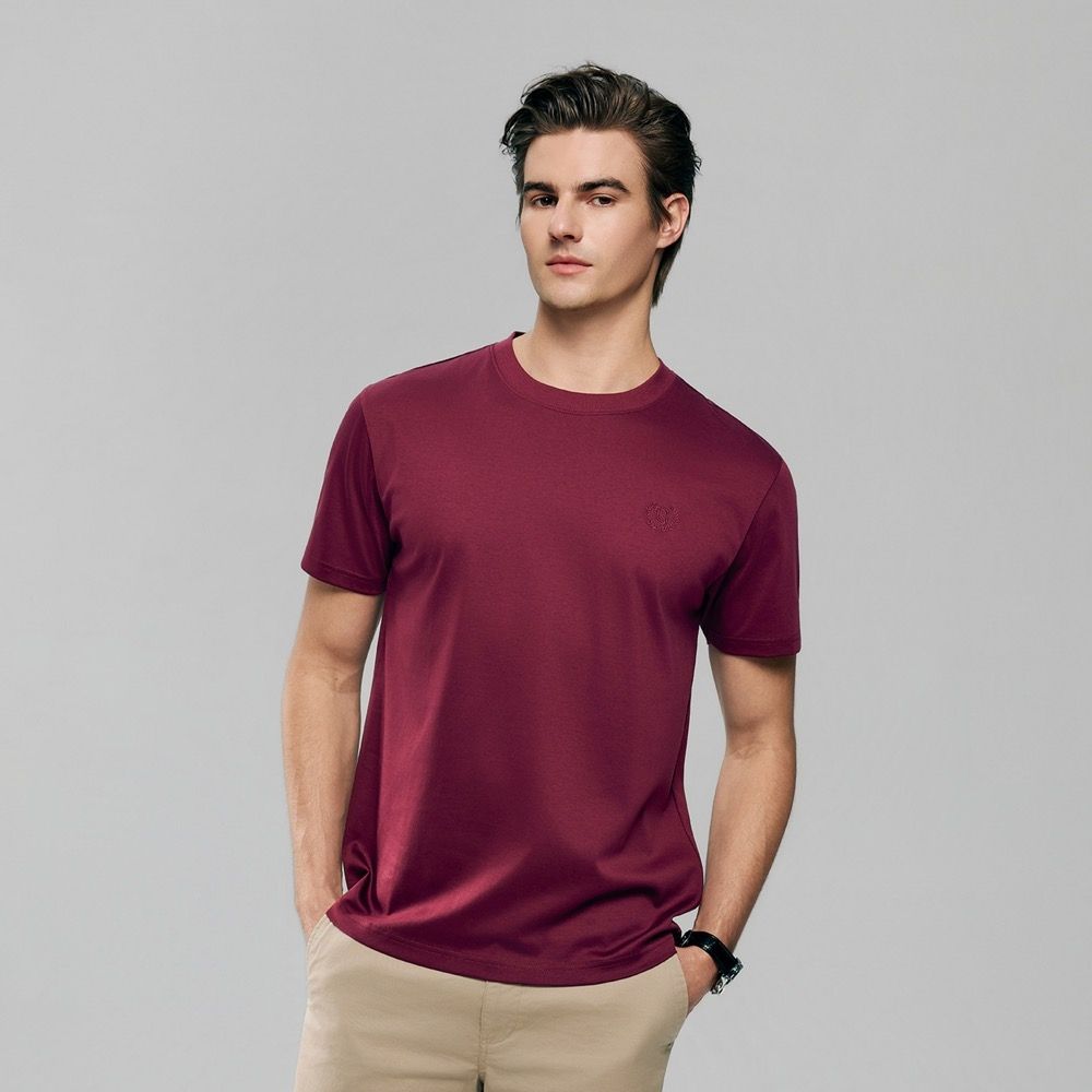 GIORDANO 男裝細緻抗皺修身素色短袖T恤 Liquid Touch系列【多色任選】 (40 酒紅)