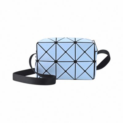 ISSEY MIYAKE  BAOBAO 幾何皮質立方肩/斜背包(天空藍)mini