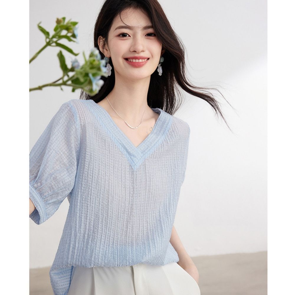 【ALLK 歐楷】新品上架 皺褶造型上衣 藍色 尺寸L-XXL/中大尺碼/涼爽/透氣 (藍色)