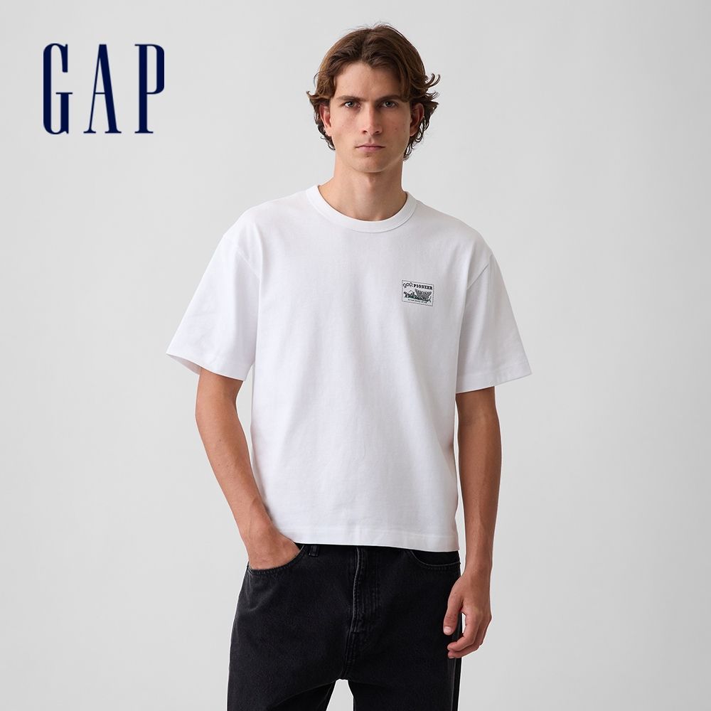 【GAP】成人裝 Gap  Logo/Pioneer圖案T恤 多款規格任選 短袖T恤 (911578 & 907341 & 907342) (重磅Gap Pioneer圖案T恤-清新白)