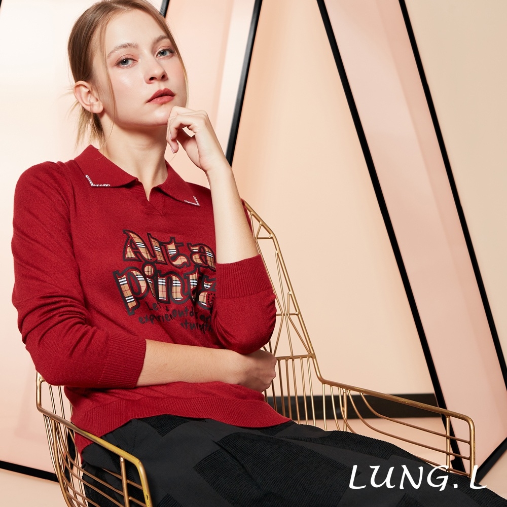 LUNG.L林佳樺 紅色披領搭配字母膠印長袖女裝毛衣L836A