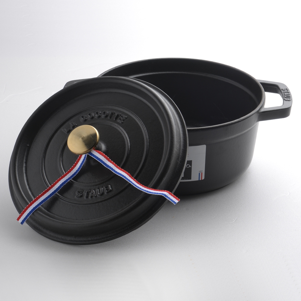 馬年 鍋 26cm staub 鑄鐵 鍋 法國Staub La Cocotte 26cm 5 2L 圓形鑄鐵