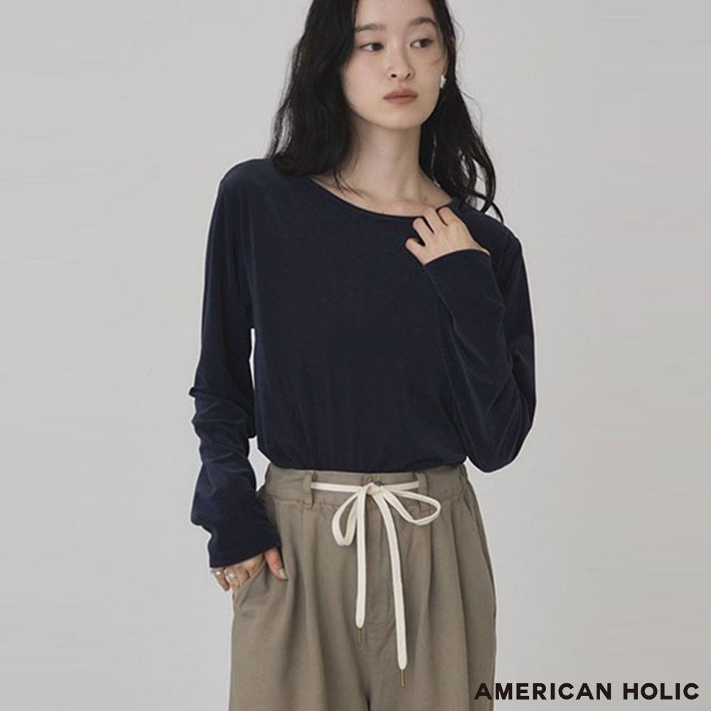 〔AMERICAN HOLIC〕柔滑光澤絲絨圓領上衣