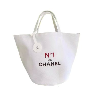CHANEL N°1 白色水桶托特包 (吊牌為紙質）