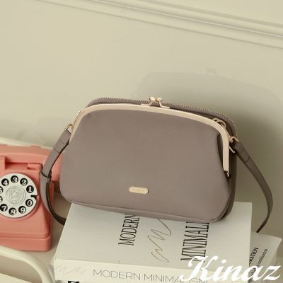 KINAZ 口金拉鍊雙層雙面斜背WOC貨幣包-噗嚕軟灰-喀噠系列