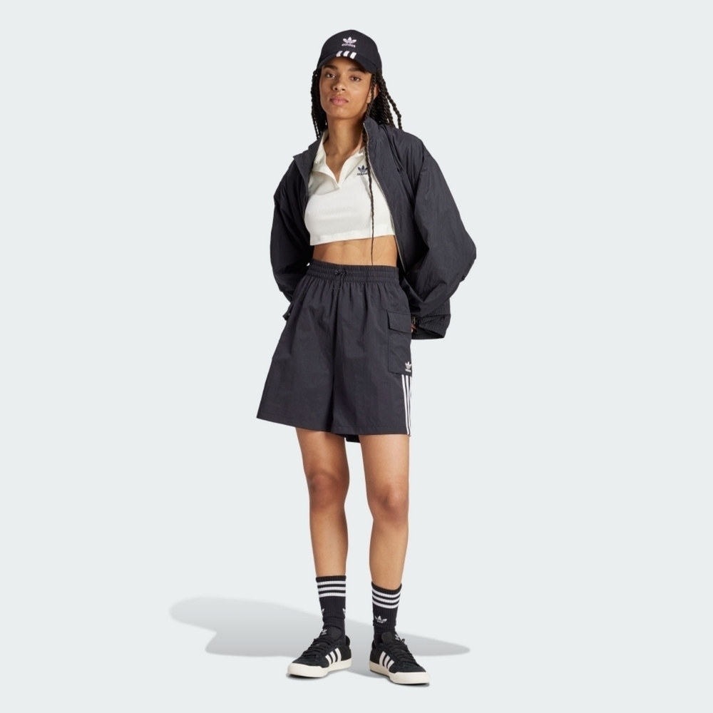 新品L Adidas 3S カーゴ ショート パンツ JH1077 新品L Adidas 3S カーゴ ショート パンツ JH1077 - メルカリ