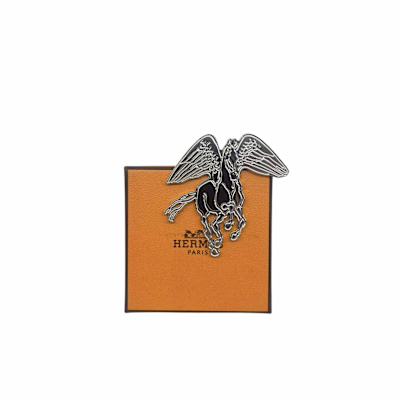 HERMES 愛馬仕自由飛馬造型絲巾扣(銀色)