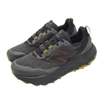 New Balance NB 越野跑鞋 Hierro V9 2E 寬楦 男鞋 灰 黑 緩震 戶外 慢跑鞋 MHIER8TU-2E