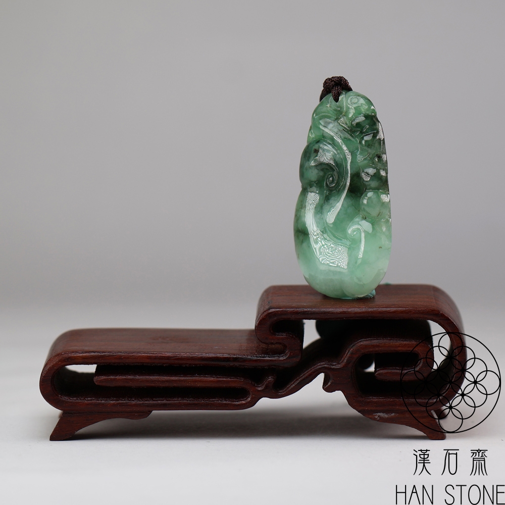 漢石齋】天然翡翠A貨如意瑞獸玉珮吊墜飄花種(22*40*5mm) | 漢石
