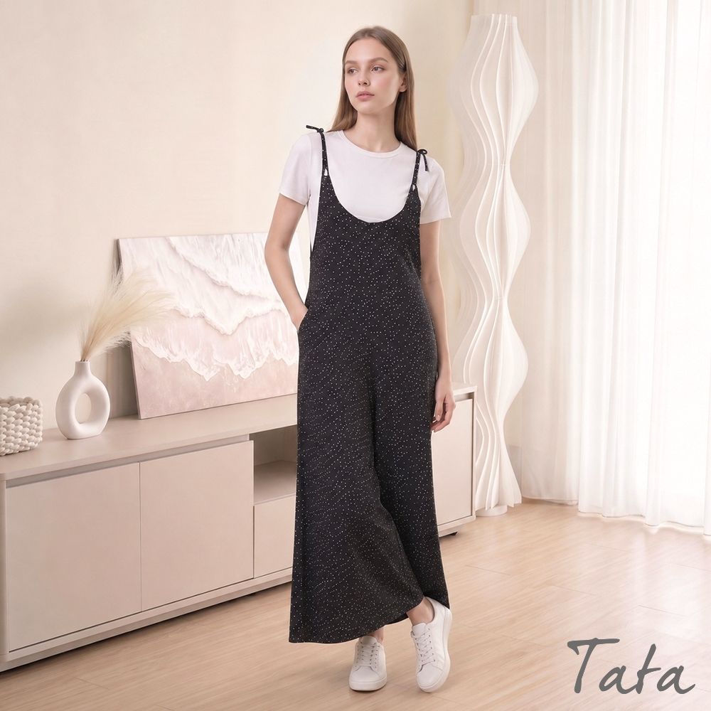 TATA  點點印花細肩帶無袖九分連身褲-L~XL (黑色系)