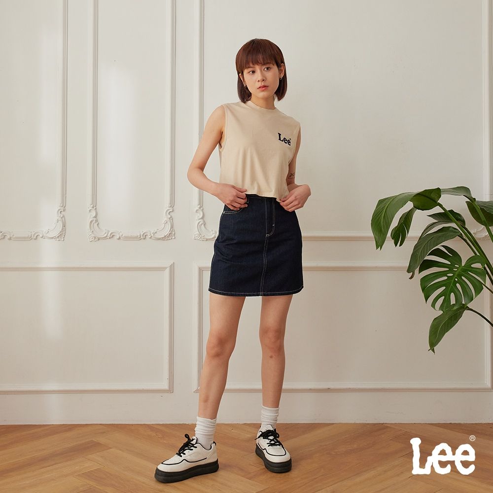 Lee 女款 牛仔短裙 A字剪裁 深藍洗水