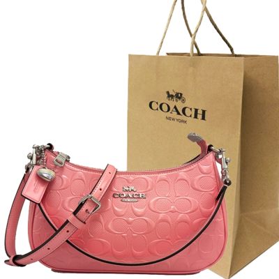 COACH 新款TERI漆皮肩背/斜背兩用彎月包附紙袋(漆皮粉)