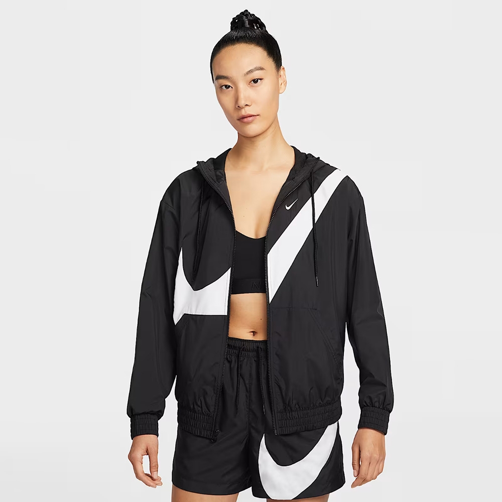 NIKE 外套女運動連帽外套風衣外套寬鬆版型AS W NSW CLSSC WVN UV FZ 黑