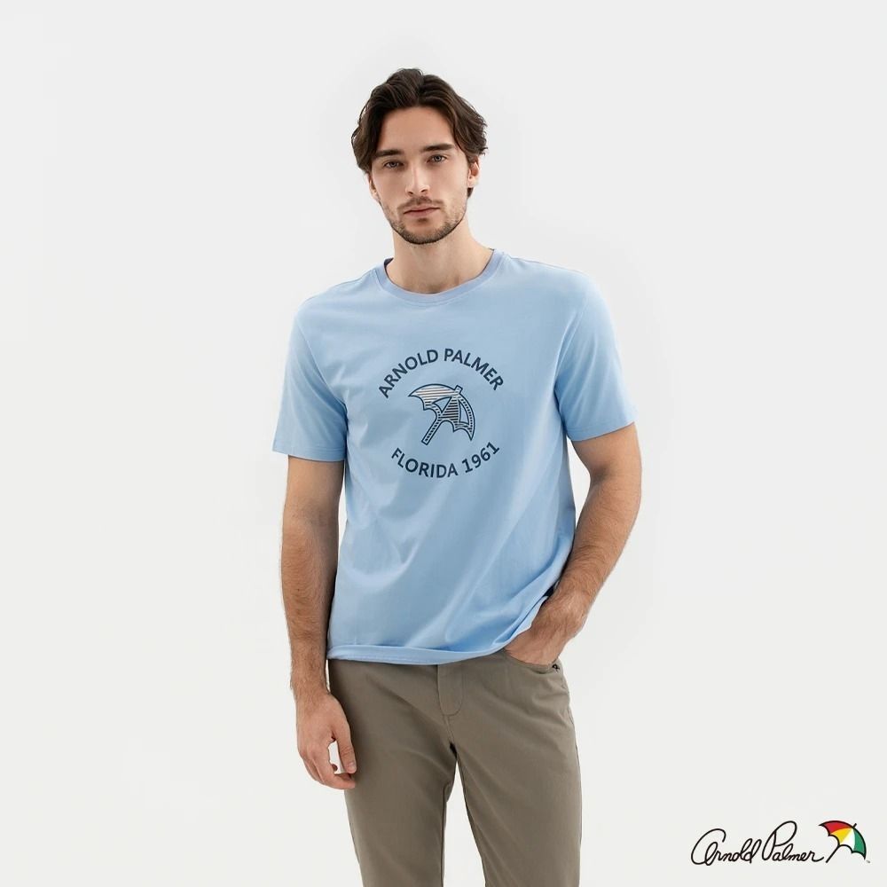【Arnold Palmer 雨傘】男裝 大傘印花短袖T-Shirt（天空藍）