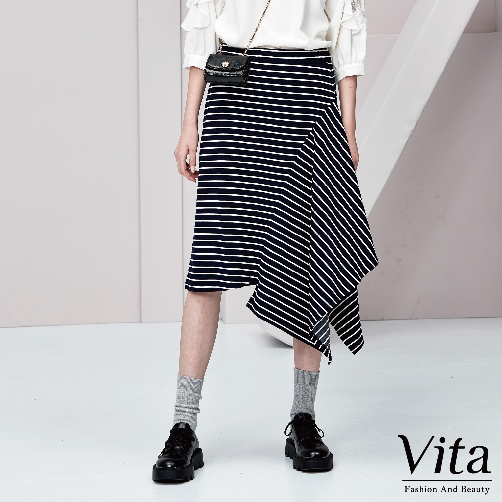 【Vita】鬆緊帶條紋拼接不對稱下擺飄逸長裙-藍