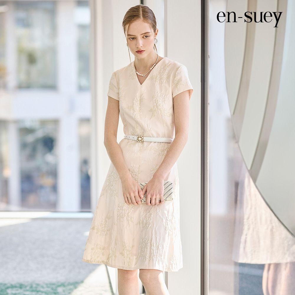 【en-suey 銀穗】EU微奢蔥紗緹織禮服洋裝 (米白色)