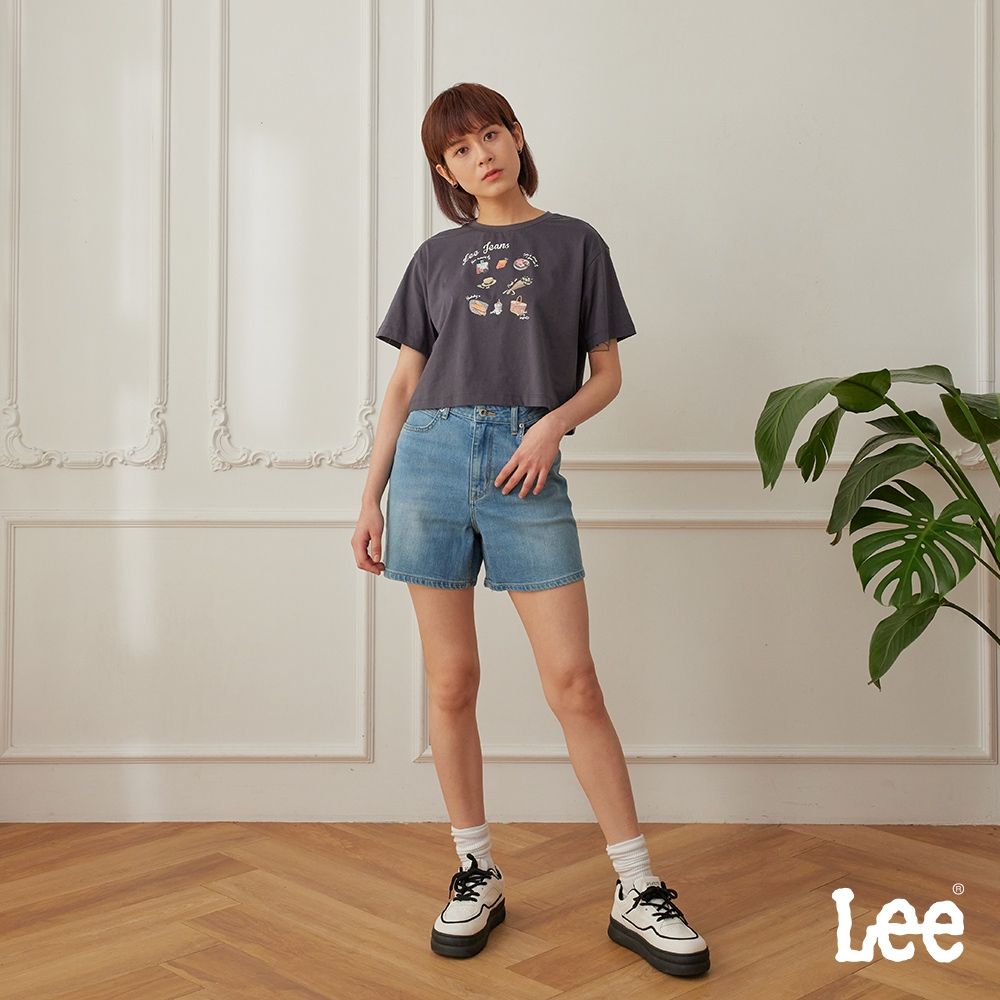 Lee 女款 牛仔短褲 中腰 涼感 淺藍洗水