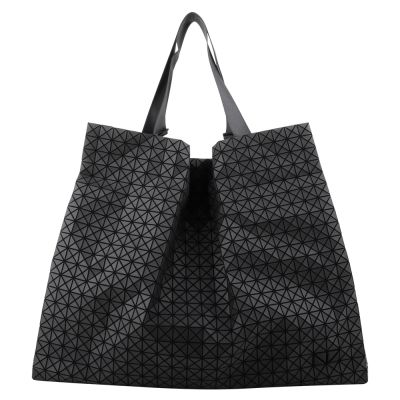 ISSEY MIYAKE  BAOBAO 幾何方格手提/肩背購物包(霧面黑)大款