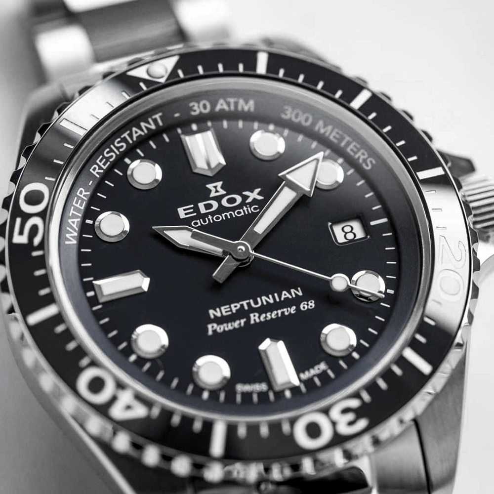 EDOX Neptunian 海神68H超動能300米潛水機械錶夏日煥新提案送禮推薦-黑