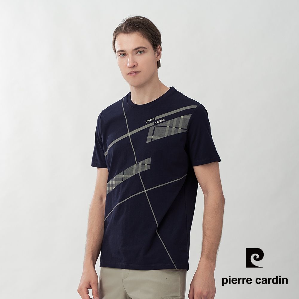 pierre cardin 皮爾卡登 休閒服飾 男款 斜線格紋印花圓領短袖T恤-深藍色(5267281-39)